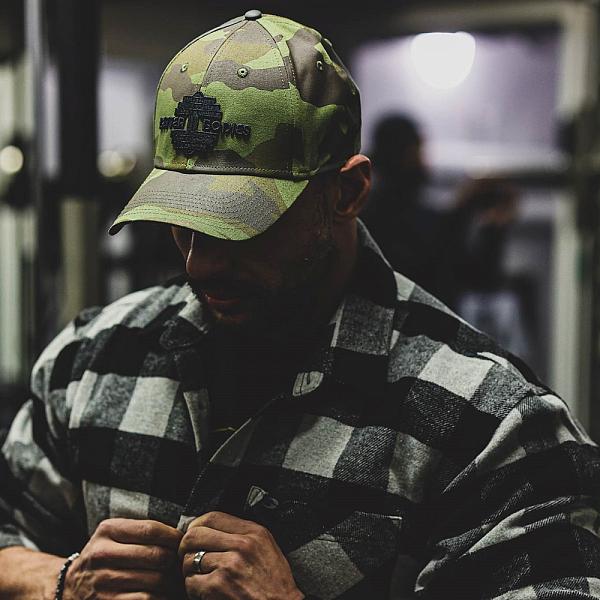 Better Bodies BB Baseball Cap - Green Camo V2 Detail 2